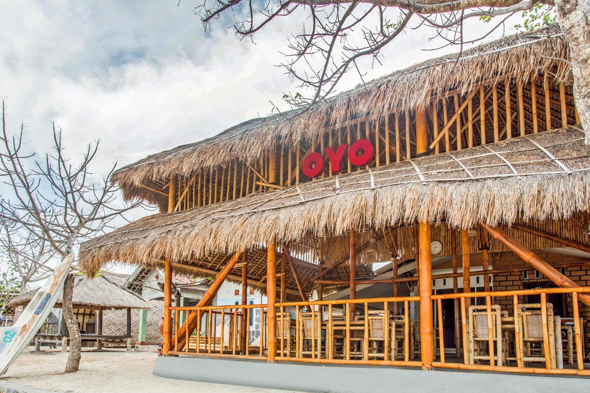Oyo 1837 Telone Bungalow Palebah Exterior foto
